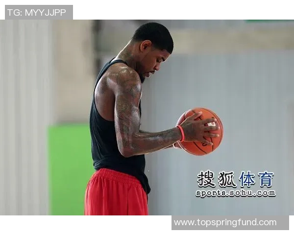 足球明星纹身背后的故事与过程全记录精彩瞬间分享